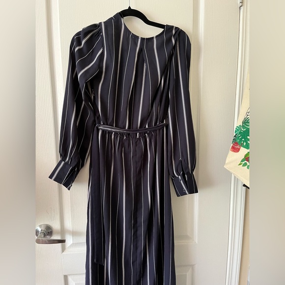 Forever 21 Navy Blue Striped Long Sleeve Maxi Dress - tag still on - Picture 3 of 4